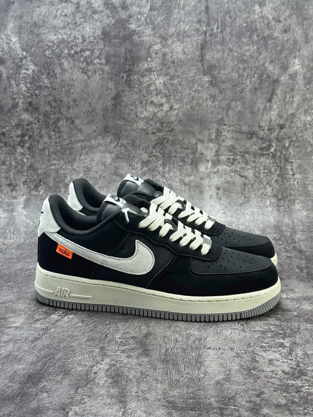 Nike Air Force 1 Low 07 黑灰白 FQ3544-001-Top High Quatity Cheap Sneakers Fashion Clothing Clothes Bags handbags Shoes of all Brand wholesale With The best Quality And Beautiful Price from China Factory Chinese suppliers wholesaler seller Nike Air Force 1 Low 07 黑灰白 FQ3544-001