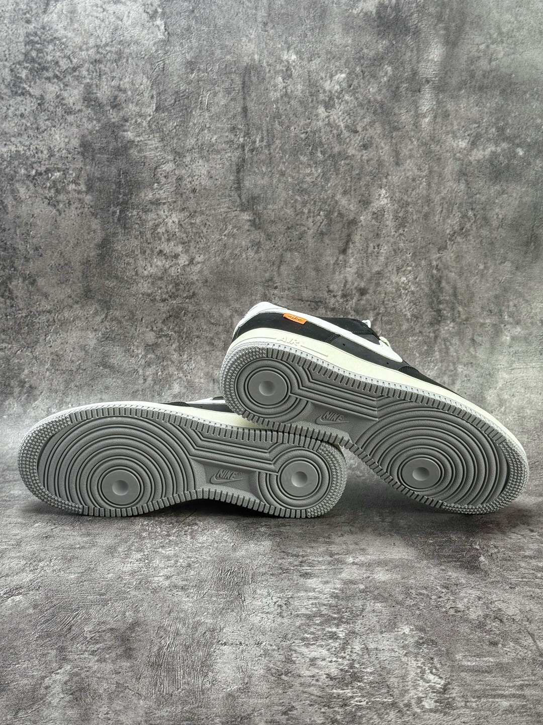 Nike Air Force 1 Low 07 黑灰白 FQ3544-001-Top High Quatity Cheap Sneakers Fashion Clothing Clothes Bags handbags Shoes of all Brand wholesale With The best Quality And Beautiful Price from China Factory Chinese suppliers wholesaler seller Nike Air Force 1 Low 07 黑灰白 FQ3544-001