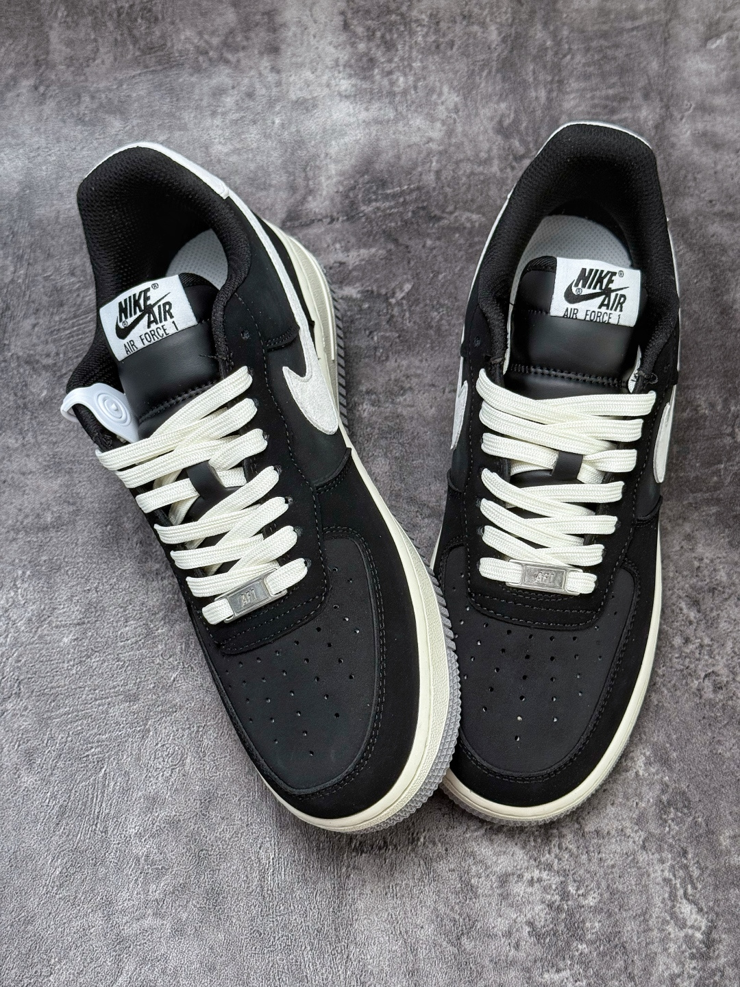 Nike Air Force 1 Low 07 黑灰白 FQ3544-001-Top High Quatity Cheap Sneakers Fashion Clothing Clothes Bags handbags Shoes of all Brand wholesale With The best Quality And Beautiful Price from China Factory Chinese suppliers wholesaler seller Nike Air Force 1 Low 07 黑灰白 FQ3544-001