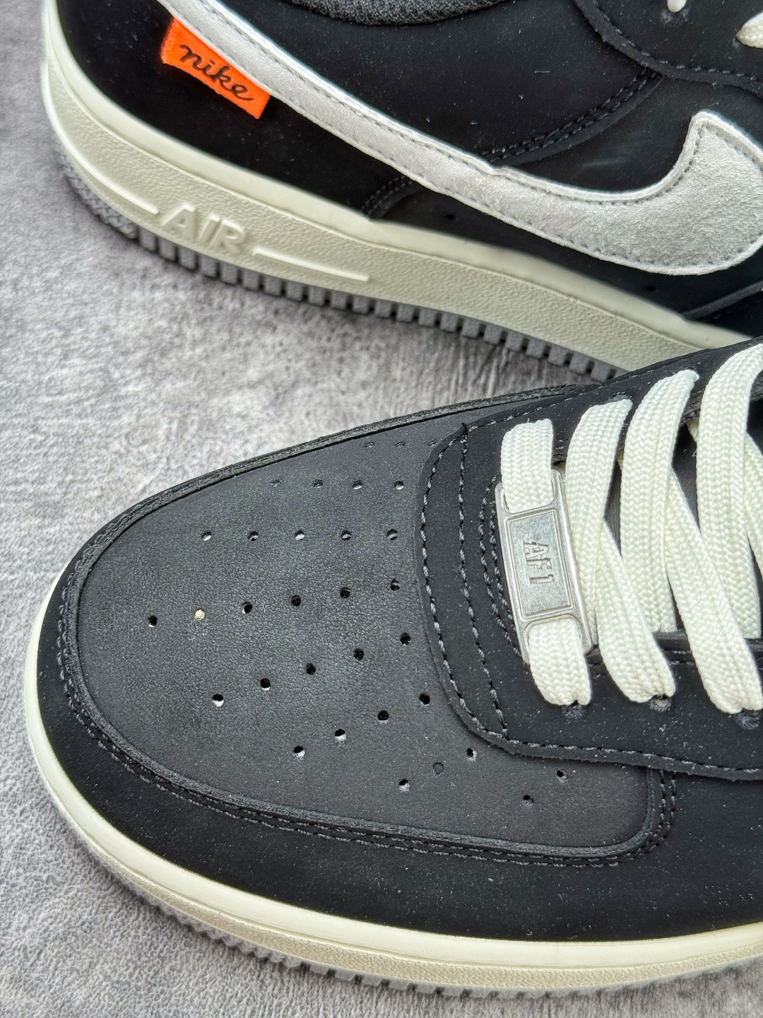 Nike Air Force 1 Low 07 黑灰白 FQ3544-001-Top High Quatity Cheap Sneakers Fashion Clothing Clothes Bags handbags Shoes of all Brand wholesale With The best Quality And Beautiful Price from China Factory Chinese suppliers wholesaler seller Nike Air Force 1 Low 07 黑灰白 FQ3544-001