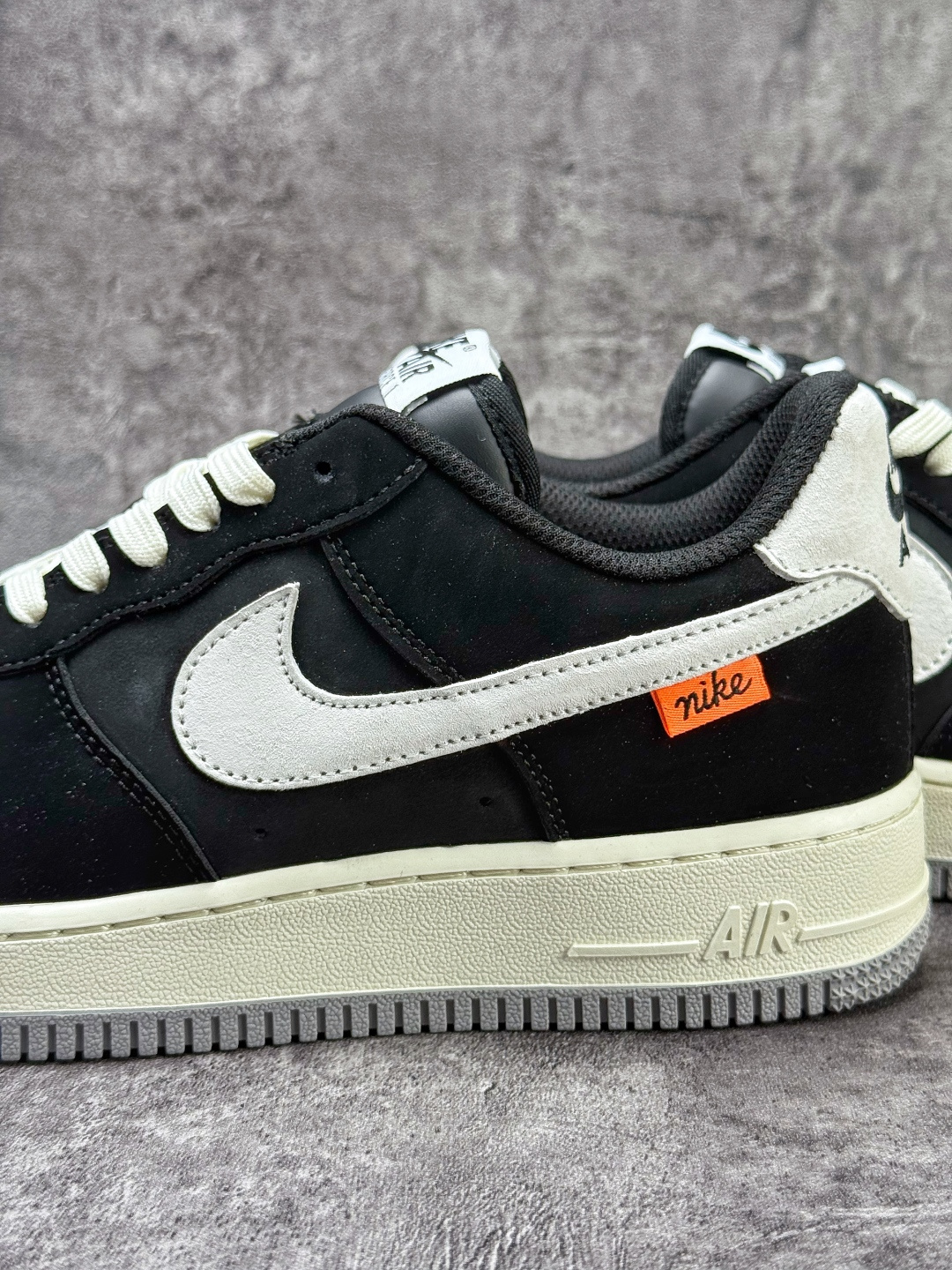 Nike Air Force 1 Low 07 黑灰白 FQ3544-001-Top High Quatity Cheap Sneakers Fashion Clothing Clothes Bags handbags Shoes of all Brand wholesale With The best Quality And Beautiful Price from China Factory Chinese suppliers wholesaler seller Nike Air Force 1 Low 07 黑灰白 FQ3544-001