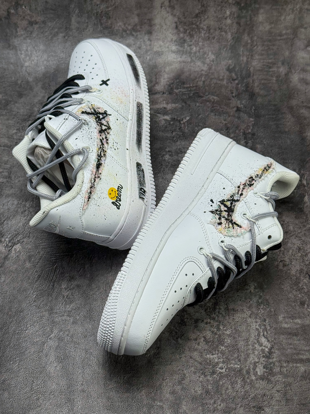 Nike Air Force 1 Low 07 笑脸 白黑 DH1999-334