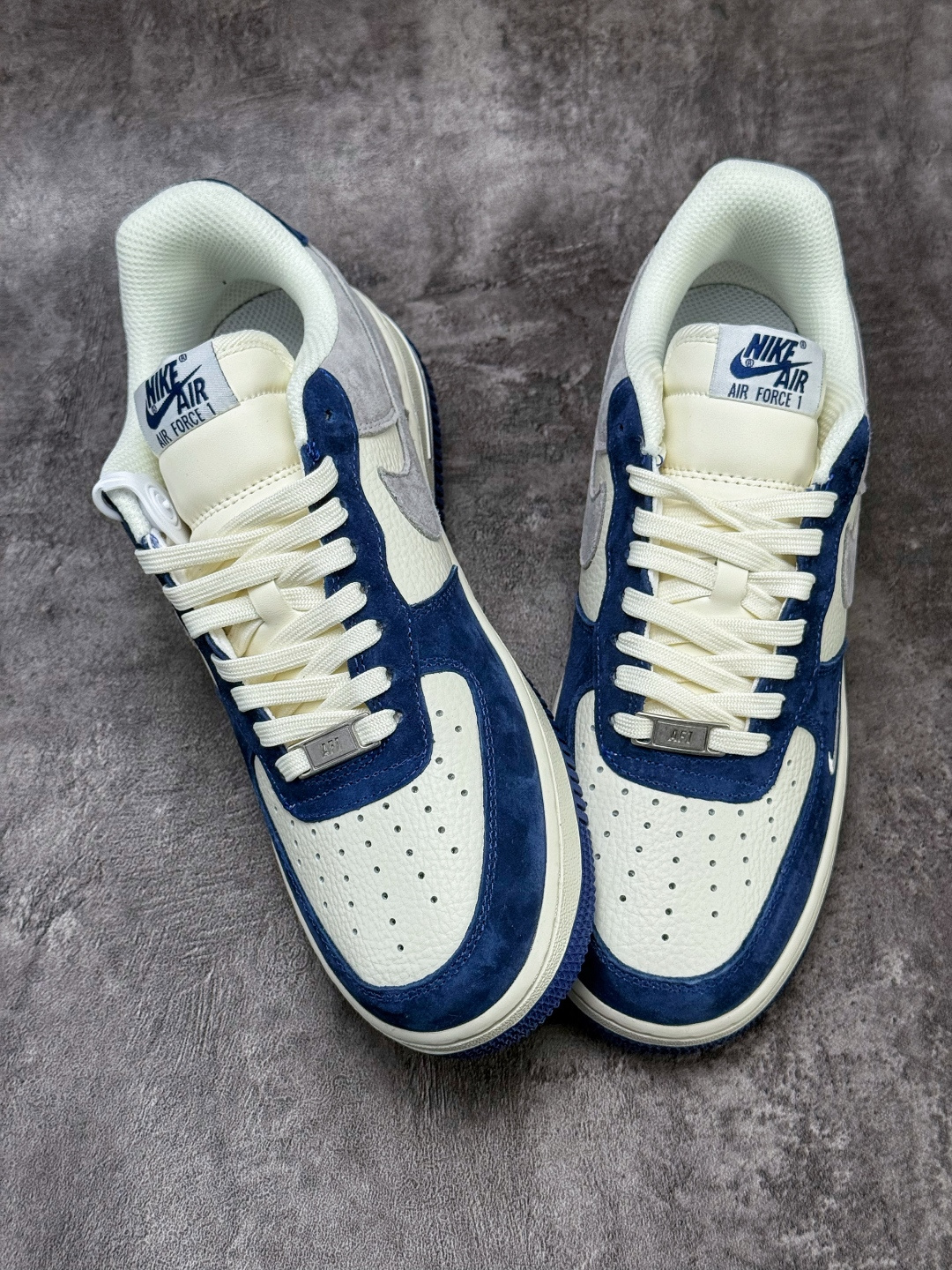 Nike Air Force 1 Low 07 蓝白灰小勾 HM3703-161-Top High Quatity Cheap Sneakers Fashion Clothing Clothes Bags handbags Shoes of all Brand wholesale With The best Quality And Beautiful Price from China Factory Chinese suppliers wholesaler seller Nike Air Force 1 Low 07 蓝白灰小勾 HM3703-161