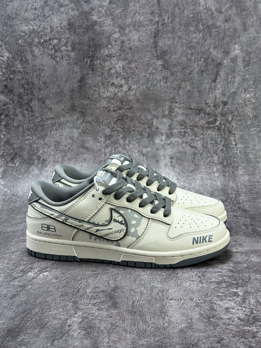 Nike SB Dunk Low x Balenciaga 白灰 XD1588-246