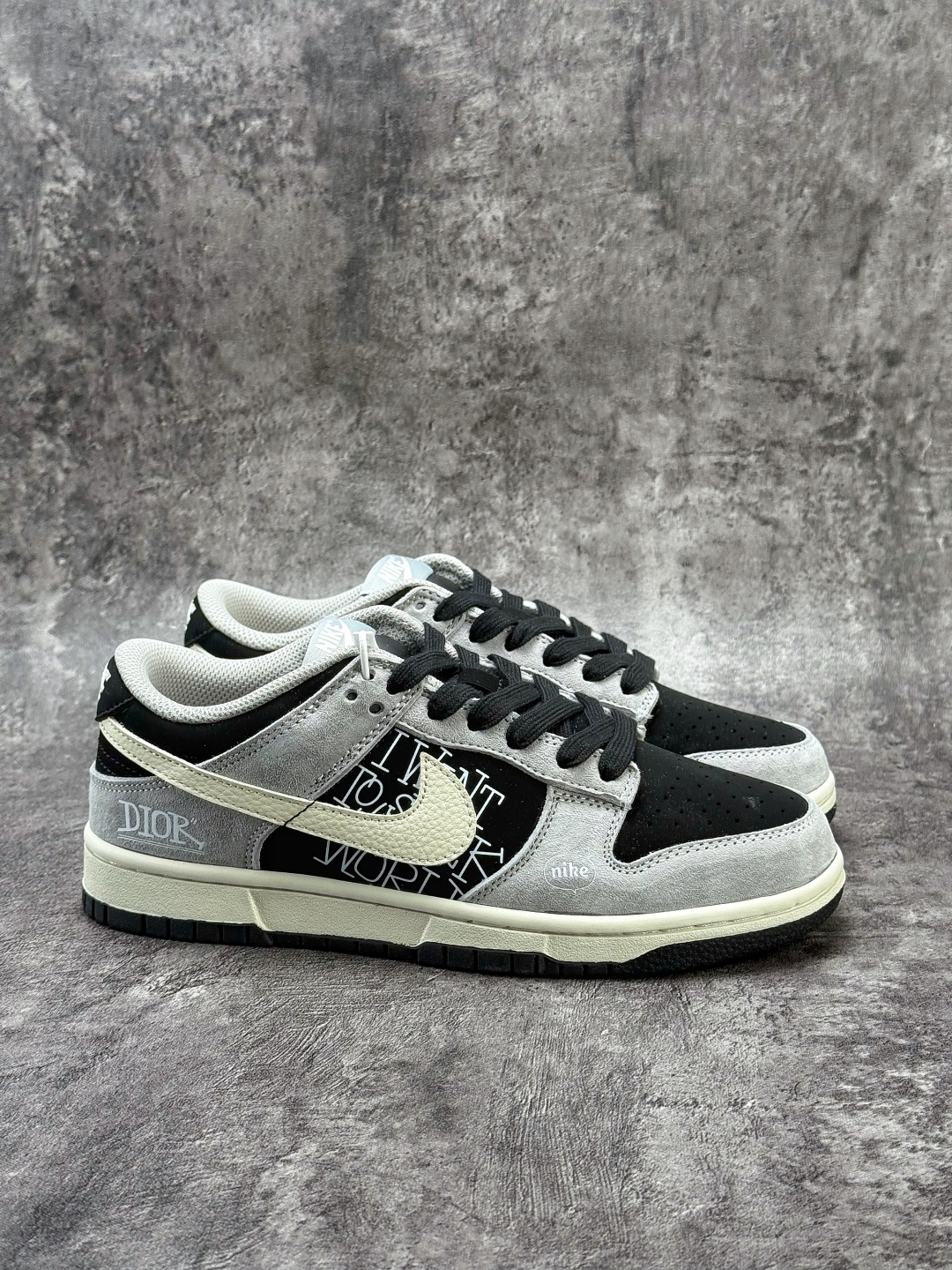 Nike SB Dunk Low x DIOR 灰黑 DN3168-021-Top High Quatity Cheap Sneakers Fashion Clothing Clothes Bags handbags Shoes of all Brand wholesale With The best Quality And Beautiful Price from China Factory Chinese suppliers wholesaler seller Nike SB Dunk Low x DIOR 灰黑 DN3168-021