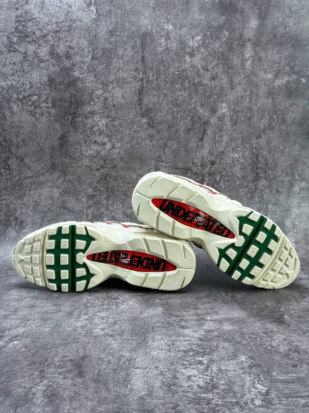 NIKE Air Max 95 纯原版本 潮流百搭 气垫缓震慢跑鞋 IB4453-100-Top High Quatity Cheap Sneakers Fashion Clothing Clothes Bags handbags Shoes of all Brand wholesale With The best Quality And Beautiful Price from China Factory Chinese suppliers wholesaler seller NIKE Air Max 95 纯原版本 潮流百搭 气垫缓震慢跑鞋 IB4453-100