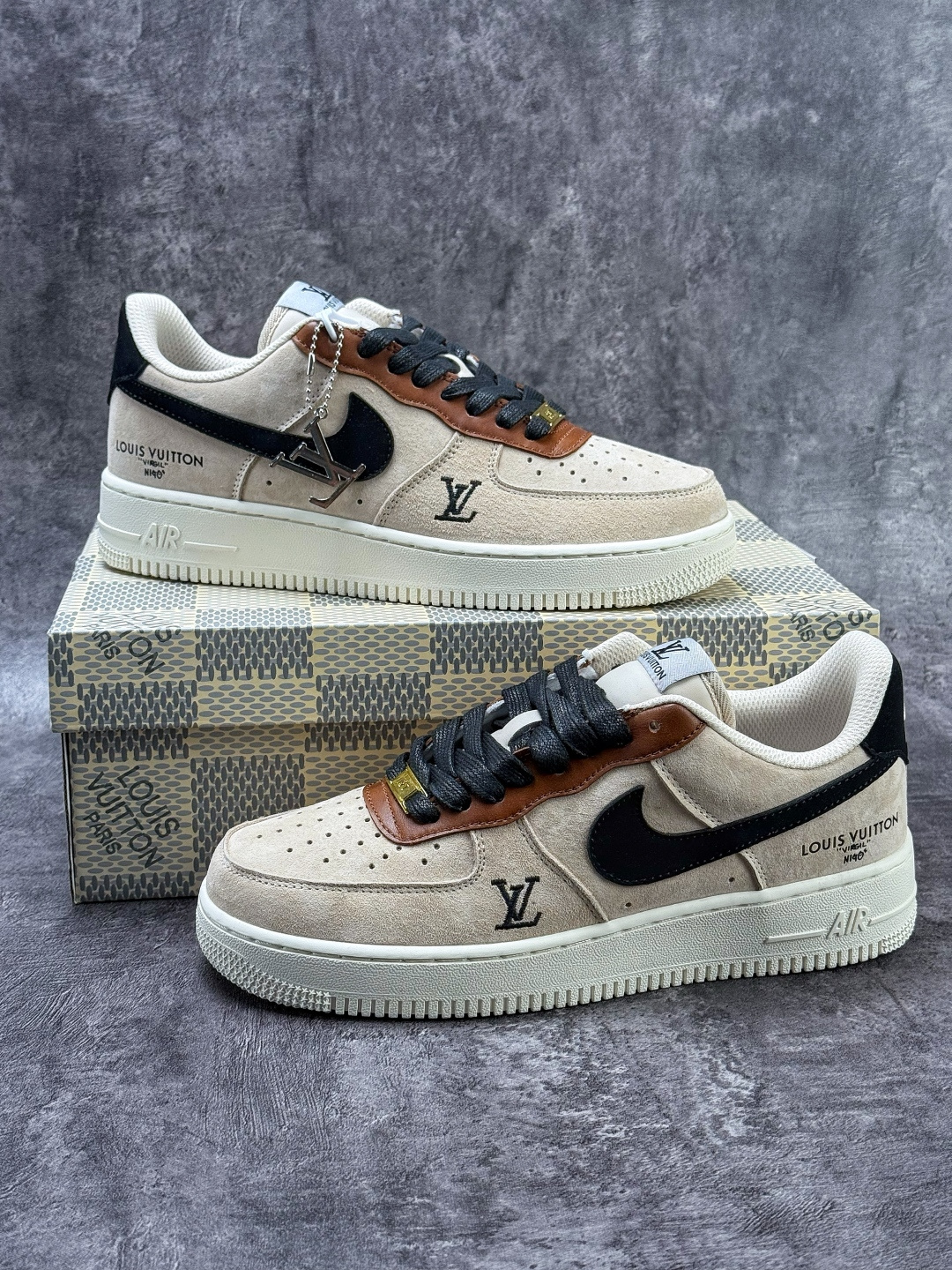 Nike Air Force 1 Low 07 x LOUIS VUITTON 棕黑 FQ3546-100-Top High Quatity Cheap Sneakers Fashion Clothing Clothes Bags handbags Shoes of all Brand wholesale With The best Quality And Beautiful Price from China Factory Chinese suppliers wholesaler seller Nike Air Force 1 Low 07 x LOUIS VUITTON 棕黑 FQ3546-100