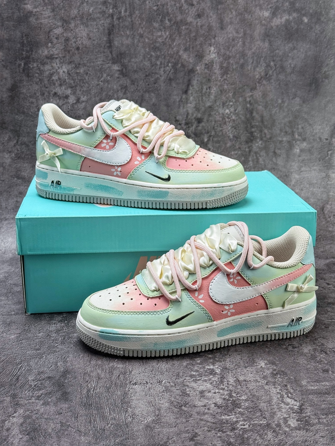 Nike Air Force 1 Low 07 绿白粉涂鸦小勾 FB1839-818-Top High Quatity Cheap Sneakers Fashion Clothing Clothes Bags handbags Shoes of all Brand wholesale With The best Quality And Beautiful Price from China Factory Chinese suppliers wholesaler seller Nike Air Force 1 Low 07 绿白粉涂鸦小勾 FB1839-818