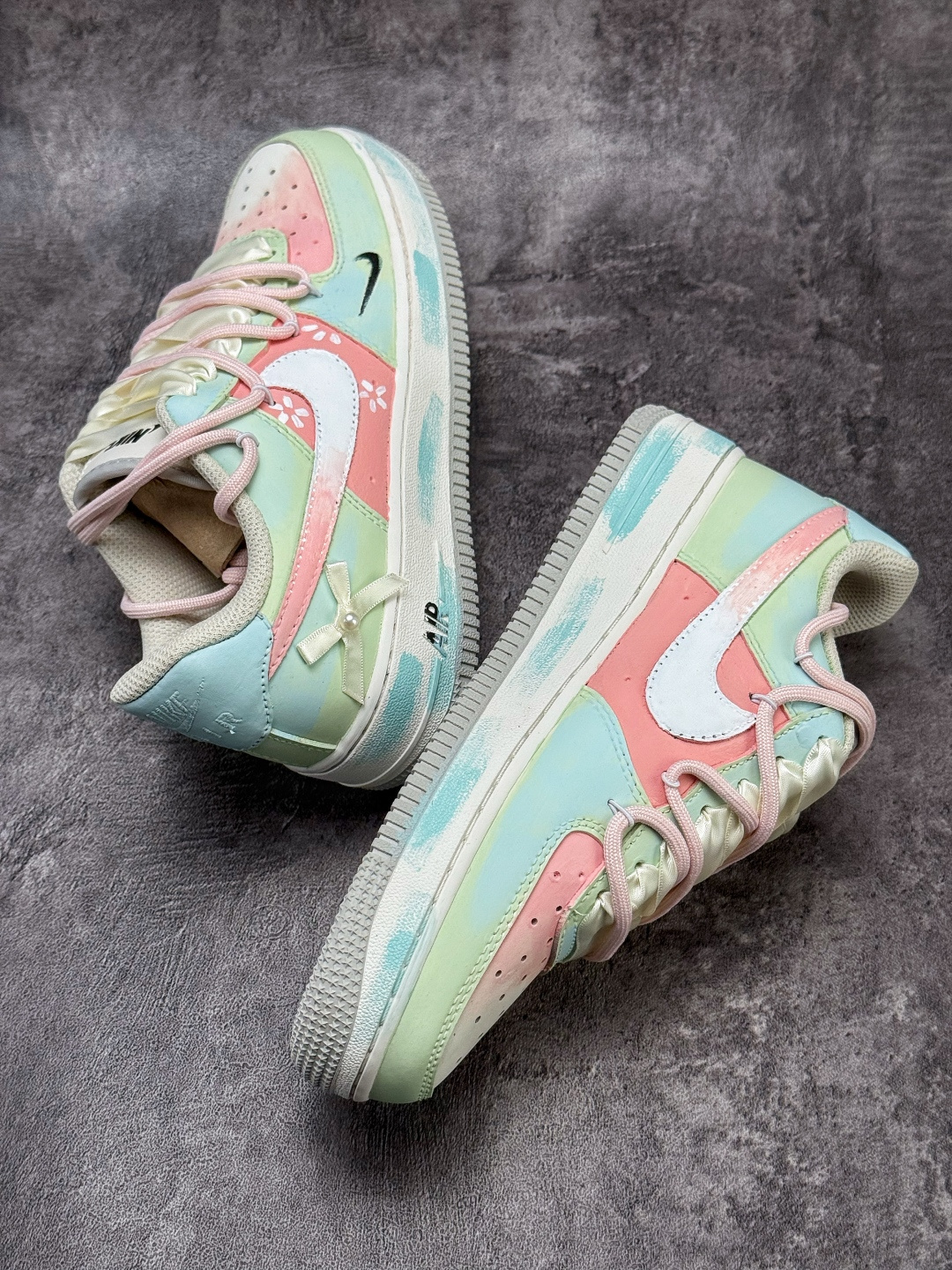 Nike Air Force 1 Low 07 绿白粉涂鸦小勾 FB1839-818-Top High Quatity Cheap Sneakers Fashion Clothing Clothes Bags handbags Shoes of all Brand wholesale With The best Quality And Beautiful Price from China Factory Chinese suppliers wholesaler seller Nike Air Force 1 Low 07 绿白粉涂鸦小勾 FB1839-818