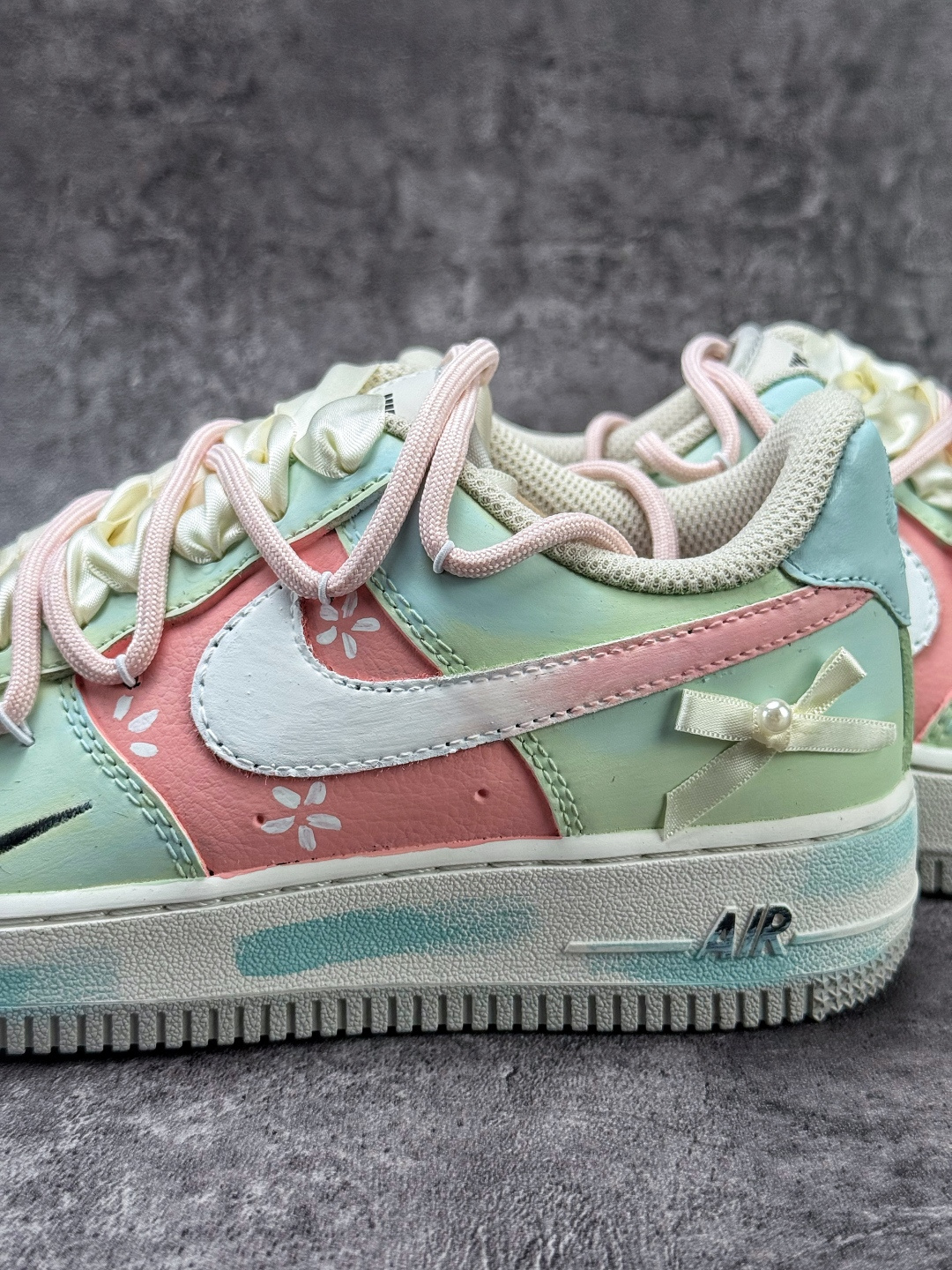 Nike Air Force 1 Low 07 绿白粉涂鸦小勾 FB1839-818-Top High Quatity Cheap Sneakers Fashion Clothing Clothes Bags handbags Shoes of all Brand wholesale With The best Quality And Beautiful Price from China Factory Chinese suppliers wholesaler seller Nike Air Force 1 Low 07 绿白粉涂鸦小勾 FB1839-818