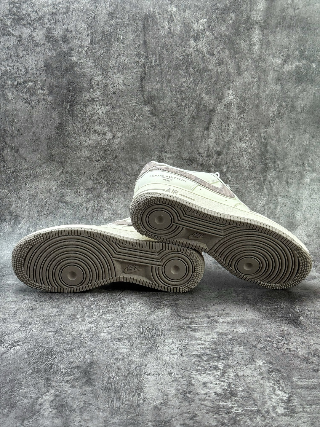 Nike Air Force 1 Low 07 x Louis Vuitton 白棕牛仔满天星 SM6668-128-Top High Quatity Cheap Sneakers Fashion Clothing Clothes Bags handbags Shoes of all Brand wholesale With The best Quality And Beautiful Price from China Factory Chinese suppliers wholesaler seller Nike Air Force 1 Low 07 x Louis Vuitton 白棕牛仔满天星 SM6668-128