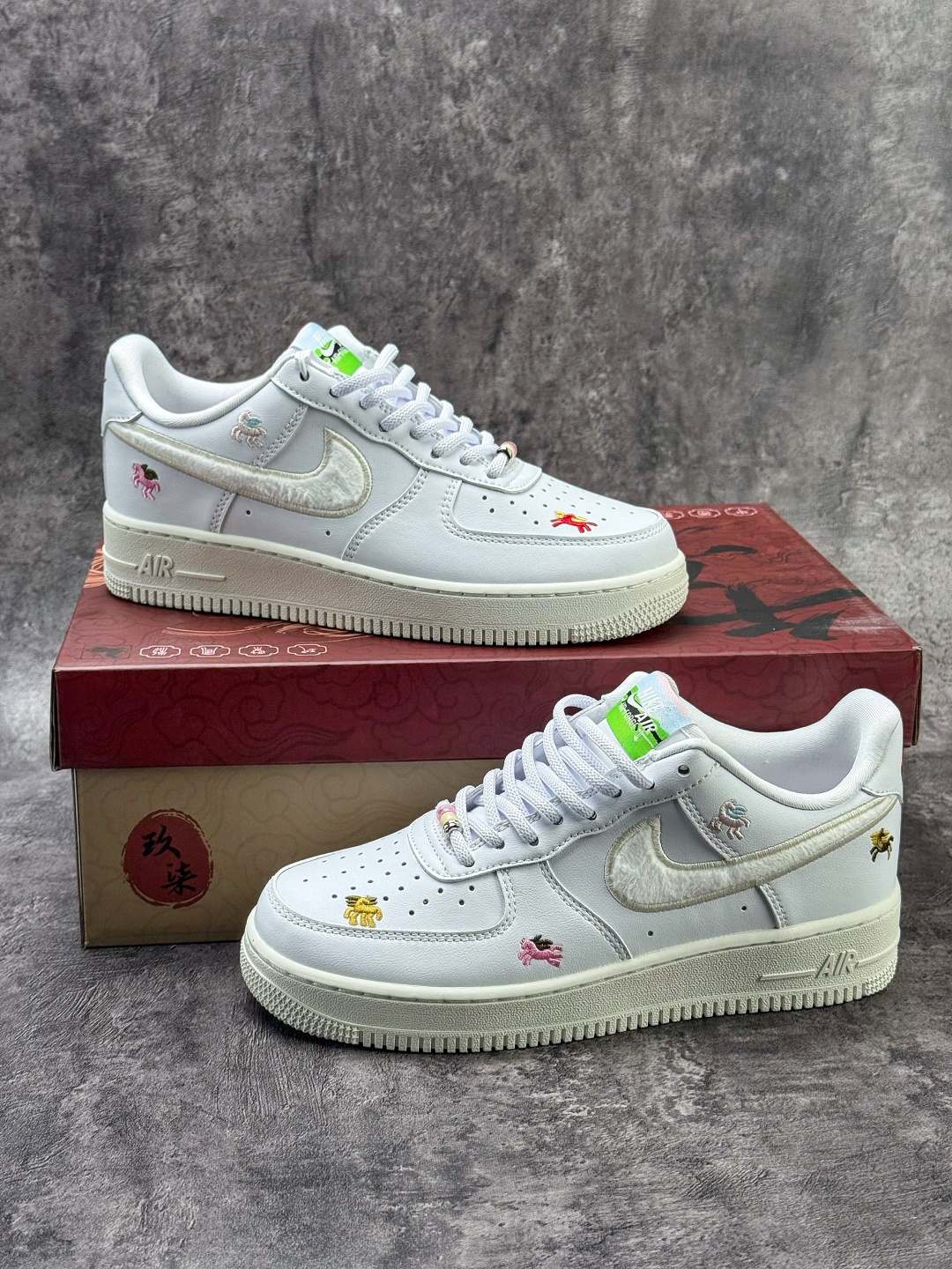 Nike Air Force 1 Low 07 小马刺绣 IQ1143-100-Top High Quatity Cheap Sneakers Fashion Clothing Clothes Bags handbags Shoes of all Brand wholesale With The best Quality And Beautiful Price from China Factory Chinese suppliers wholesaler seller Nike Air Force 1 Low 07 小马刺绣 IQ1143-100