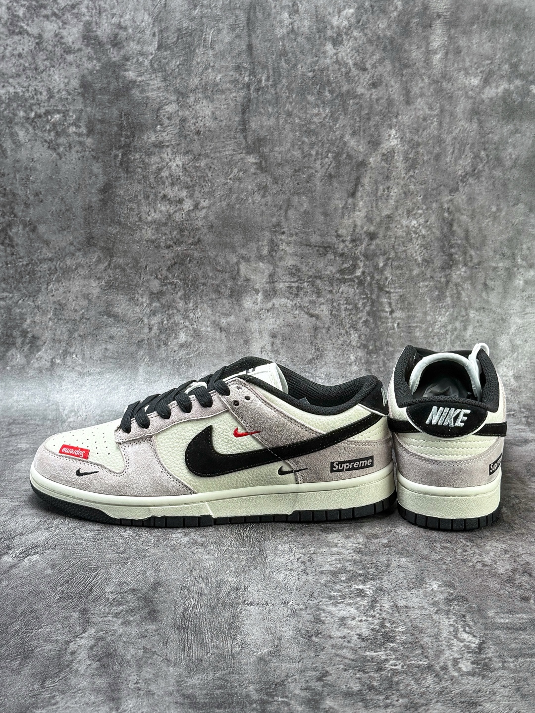 Nike SB Dunk Low x Superme 紫白黑小勾 DN3168-018