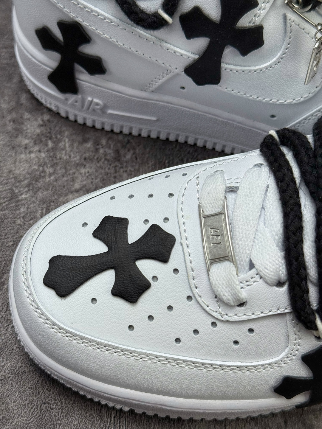Nike Air Force 1 Low 07 十字架 白黑 CW2288-111-Top High Quatity Cheap Sneakers Fashion Clothing Clothes Bags handbags Shoes of all Brand wholesale With The best Quality And Beautiful Price from China Factory Chinese suppliers wholesaler seller Nike Air Force 1 Low 07 十字架 白黑 CW2288-111