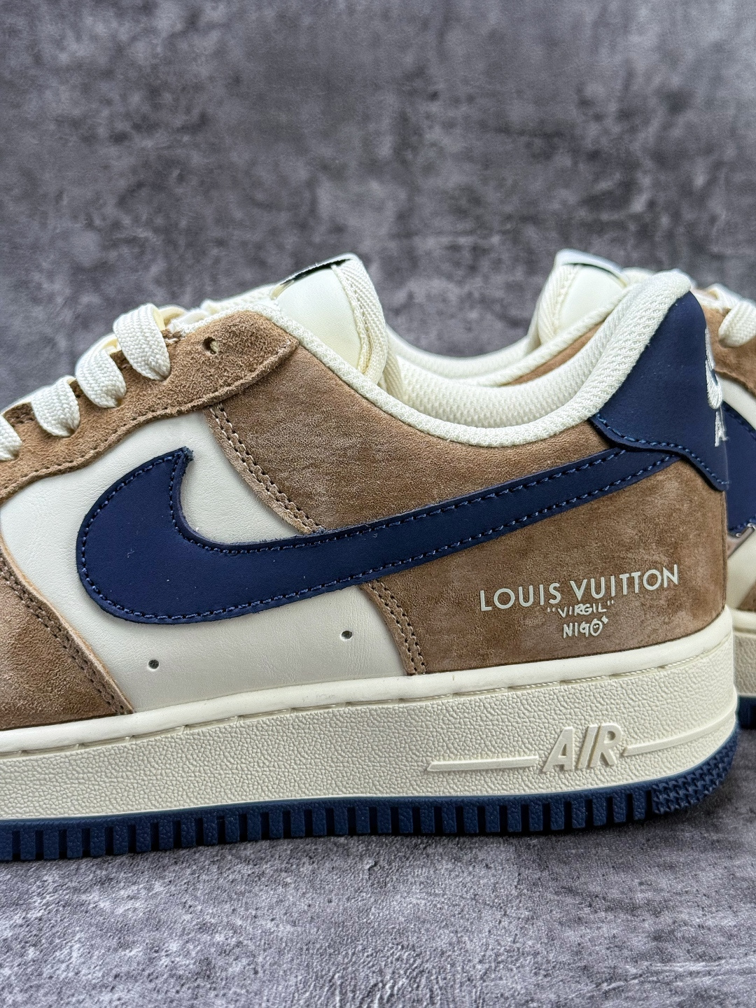 Nike Air Force 1 Low 07 x Louis Vuitton 棕白蓝 NH0601-589
