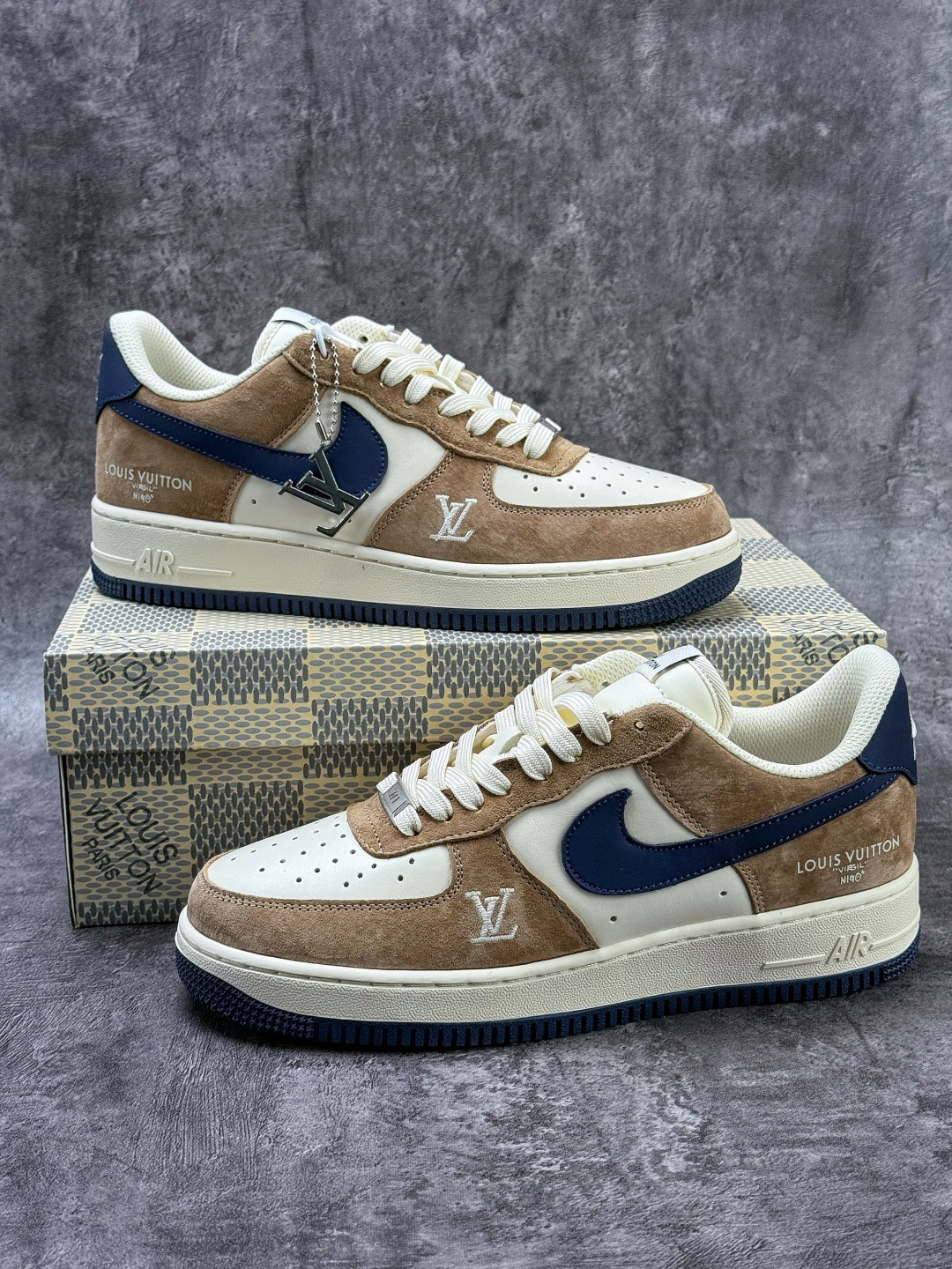 Nike Air Force 1 Low 07 x Louis Vuitton 棕白蓝 NH0601-589