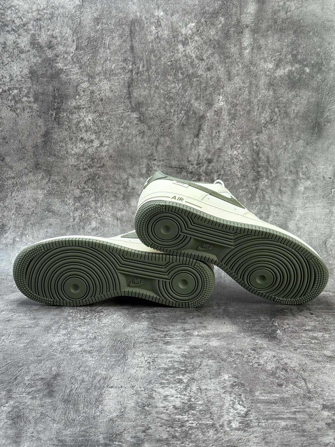 Nike Air Force 1 Low 07 白绿小勾满天星 SM6668-125