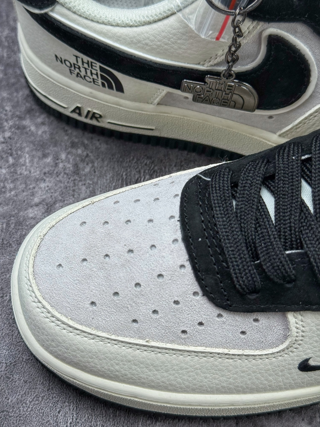 Nike Air Force 1 Low 07 x The North Face 白黑小勾 XL1982-332