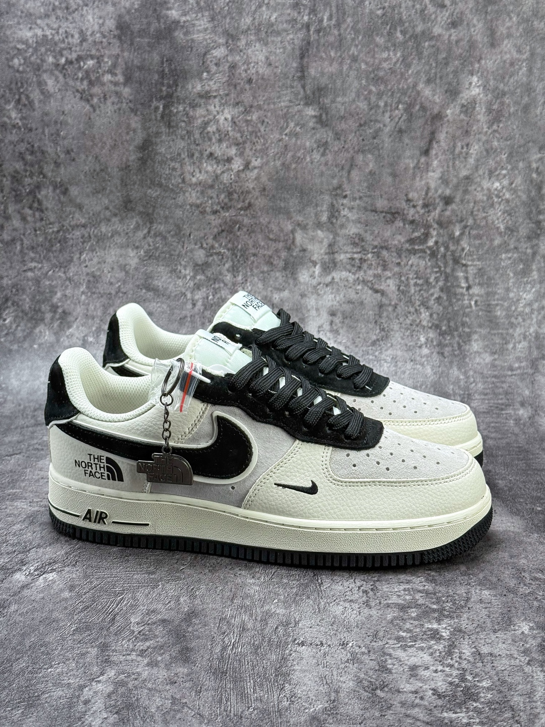 Nike Air Force 1 Low 07 x The North Face 白黑小勾 XL1982-332