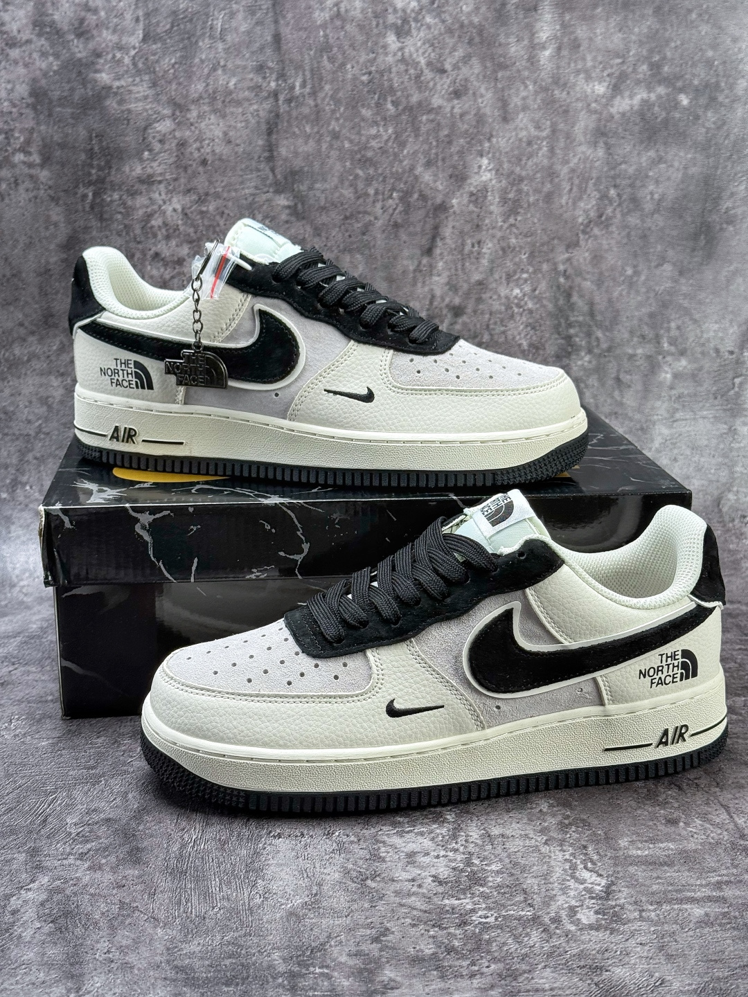 Nike Air Force 1 Low 07 x The North Face 白黑小勾 XL1982-332