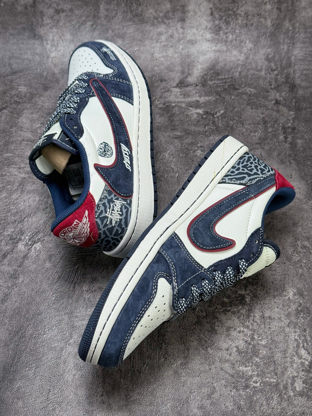 Travis Scott x Nike Air Jordan 1 Low x Stussy Air Jordan 1 Low 反转蓝白满天星倒钩 纯原版本 DZ5899-039