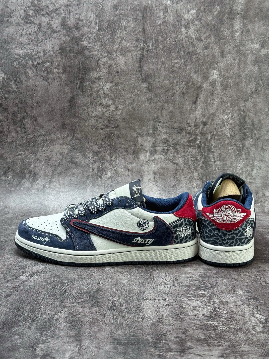 Travis Scott x Nike Air Jordan 1 Low x Stussy Air Jordan 1 Low 反转蓝白满天星倒钩 纯原版本 DZ5899-039