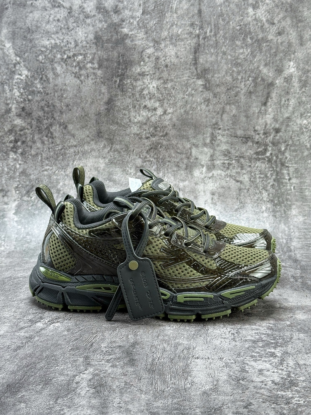 Off-White C/O VirGil Abloh 2024年OW最新款跑鞋 OMIA295F25FAB003-Top High Quatity Cheap Sneakers Fashion Clothing Clothes Bags handbags Shoes of all Brand wholesale With The best Quality And Beautiful Price from China Factory Chinese suppliers wholesaler seller Off-White C/O VirGil Abloh 2024年OW最新款跑鞋 OMIA295F25FAB003