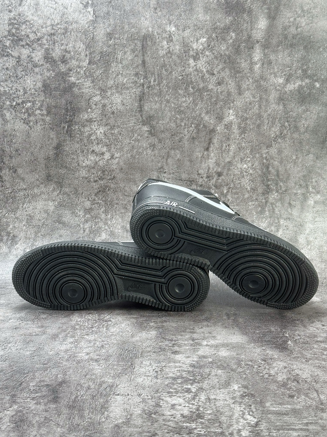 Nike Air Force 1 Low 07 黑白荔枝纹小勾 ZH0316-154-Top High Quatity Cheap Sneakers Fashion Clothing Clothes Bags handbags Shoes of all Brand wholesale With The best Quality And Beautiful Price from China Factory Chinese suppliers wholesaler seller Nike Air Force 1 Low 07 黑白荔枝纹小勾 ZH0316-154