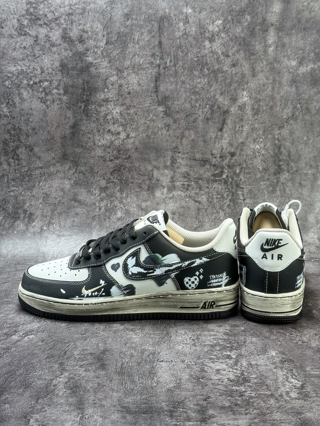 Nike Air Force 1 Low 07 黑白涂鸦小勾 DB3301-808-Top High Quatity Cheap Sneakers Fashion Clothing Clothes Bags handbags Shoes of all Brand wholesale With The best Quality And Beautiful Price from China Factory Chinese suppliers wholesaler seller Nike Air Force 1 Low 07 黑白涂鸦小勾 DB3301-808