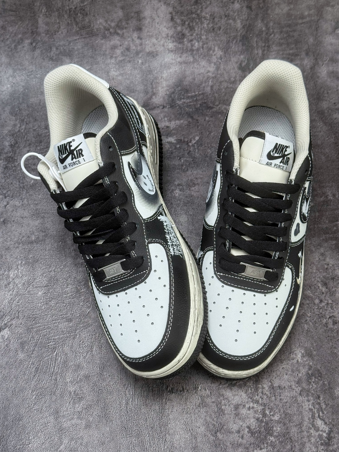 Nike Air Force 1 Low 07 黑白涂鸦小勾 DB3301-808-Top High Quatity Cheap Sneakers Fashion Clothing Clothes Bags handbags Shoes of all Brand wholesale With The best Quality And Beautiful Price from China Factory Chinese suppliers wholesaler seller Nike Air Force 1 Low 07 黑白涂鸦小勾 DB3301-808