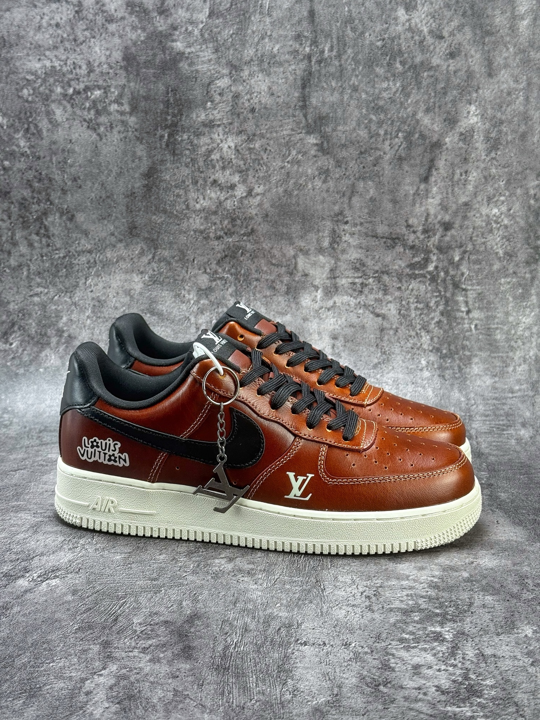Nike Air Force 1 Low 07 x Louis Vuitton 棕黑 DF0188-120-Top High Quatity Cheap Sneakers Fashion Clothing Clothes Bags handbags Shoes of all Brand wholesale With The best Quality And Beautiful Price from China Factory Chinese suppliers wholesaler seller Nike Air Force 1 Low 07 x Louis Vuitton 棕黑 DF0188-120