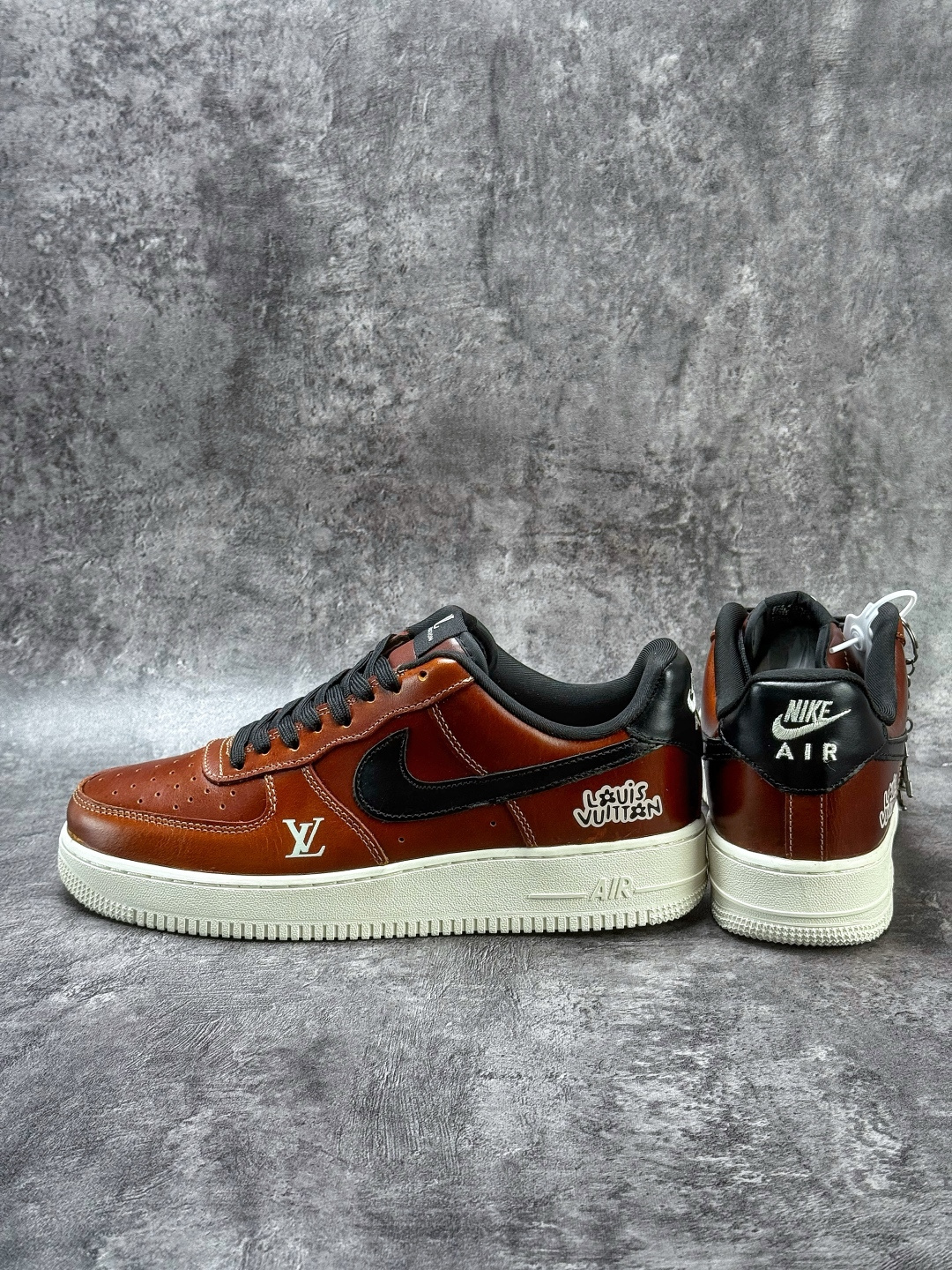 Nike Air Force 1 Low 07 x Louis Vuitton 棕黑 DF0188-120-Top High Quatity Cheap Sneakers Fashion Clothing Clothes Bags handbags Shoes of all Brand wholesale With The best Quality And Beautiful Price from China Factory Chinese suppliers wholesaler seller Nike Air Force 1 Low 07 x Louis Vuitton 棕黑 DF0188-120
