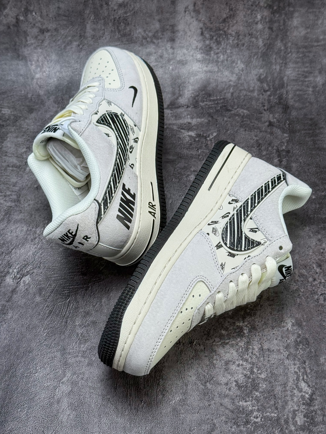 Nike Air Force 1 Low 07 灰白小勾 JP8028-068-Top High Quatity Cheap Sneakers Fashion Clothing Clothes Bags handbags Shoes of all Brand wholesale With The best Quality And Beautiful Price from China Factory Chinese suppliers wholesaler seller Nike Air Force 1 Low 07 灰白小勾 JP8028-068