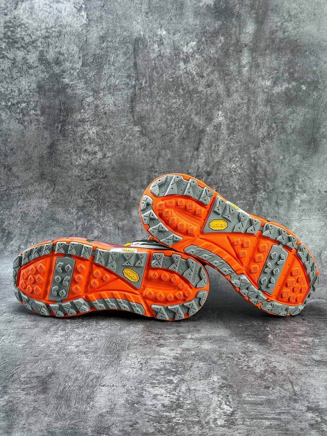 HOKA ONE ONE TOR ULTRA 托亚男女户外高低帮防水减震功能徒步鞋 1129958/BCPPP-Top High Quatity Cheap Sneakers Fashion Clothing Clothes Bags handbags Shoes of all Brand wholesale With The best Quality And Beautiful Price from China Factory Chinese suppliers wholesaler seller HOKA ONE ONE TOR ULTRA 托亚男女户外高低帮防水减震功能徒步鞋 1129958/BCPPP