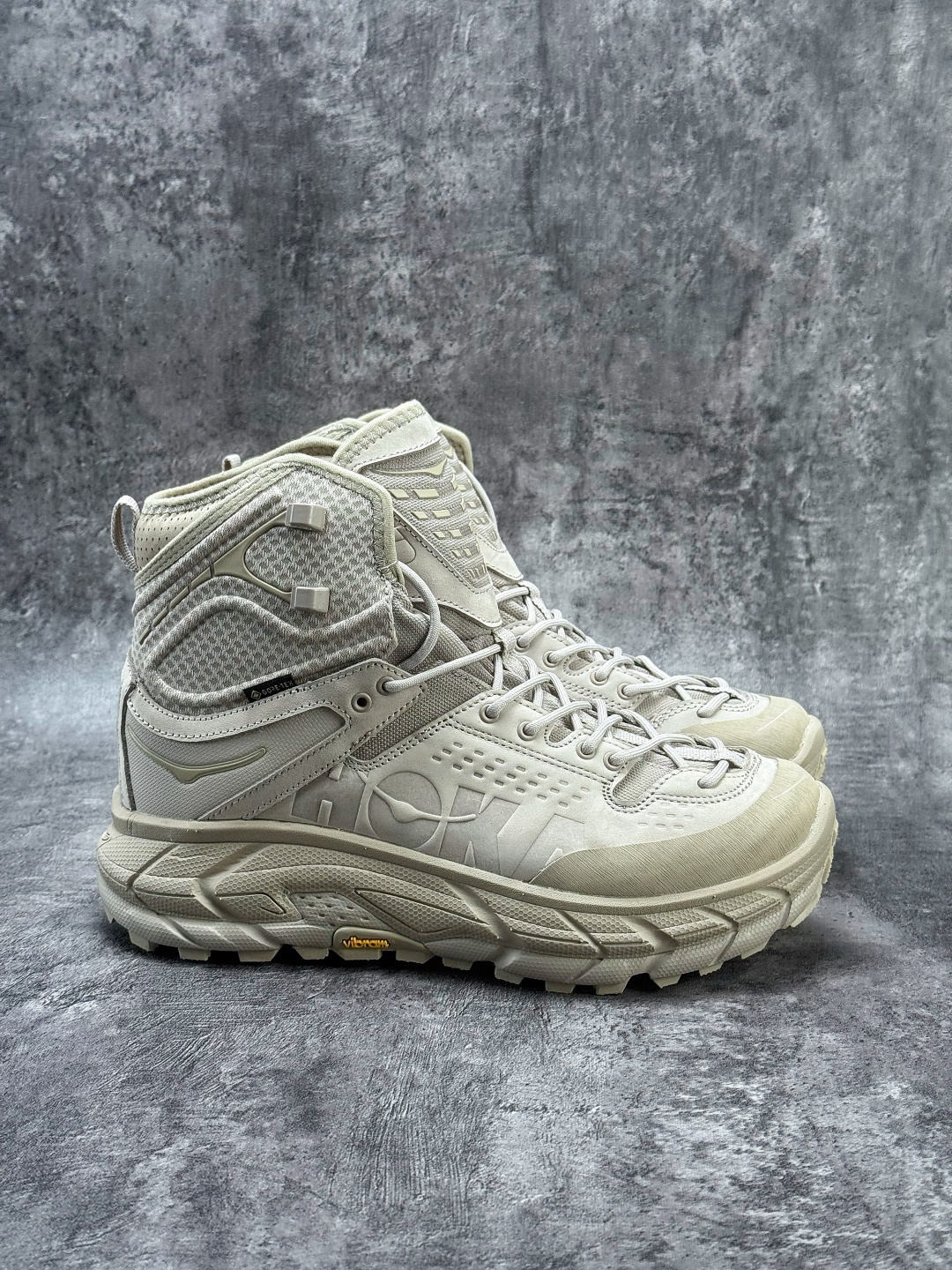 HOKA ONE ONE TOR ULTRA 托亚男女户外高低帮防水减震功能徒步鞋 1129958/STPST-Top High Quatity Cheap Sneakers Fashion Clothing Clothes Bags handbags Shoes of all Brand wholesale With The best Quality And Beautiful Price from China Factory Chinese suppliers wholesaler seller HOKA ONE ONE TOR ULTRA 托亚男女户外高低帮防水减震功能徒步鞋 1129958/STPST