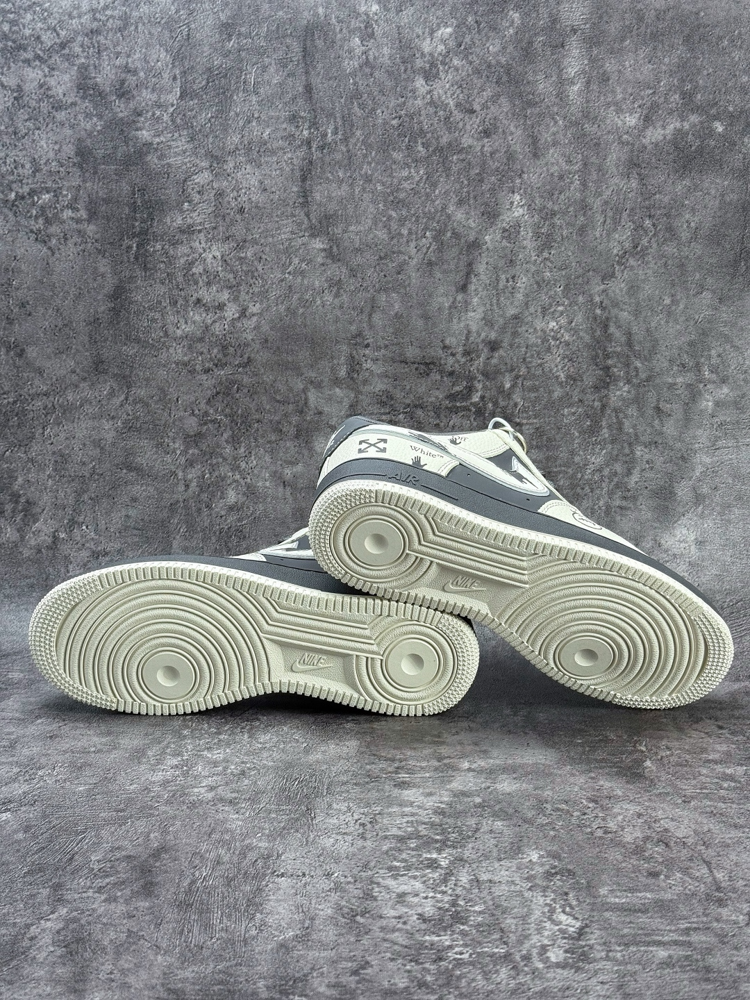 Nike Air Force 1 Low 07 x OFF-WHITE 白灰小勾满天星 XL1979-130