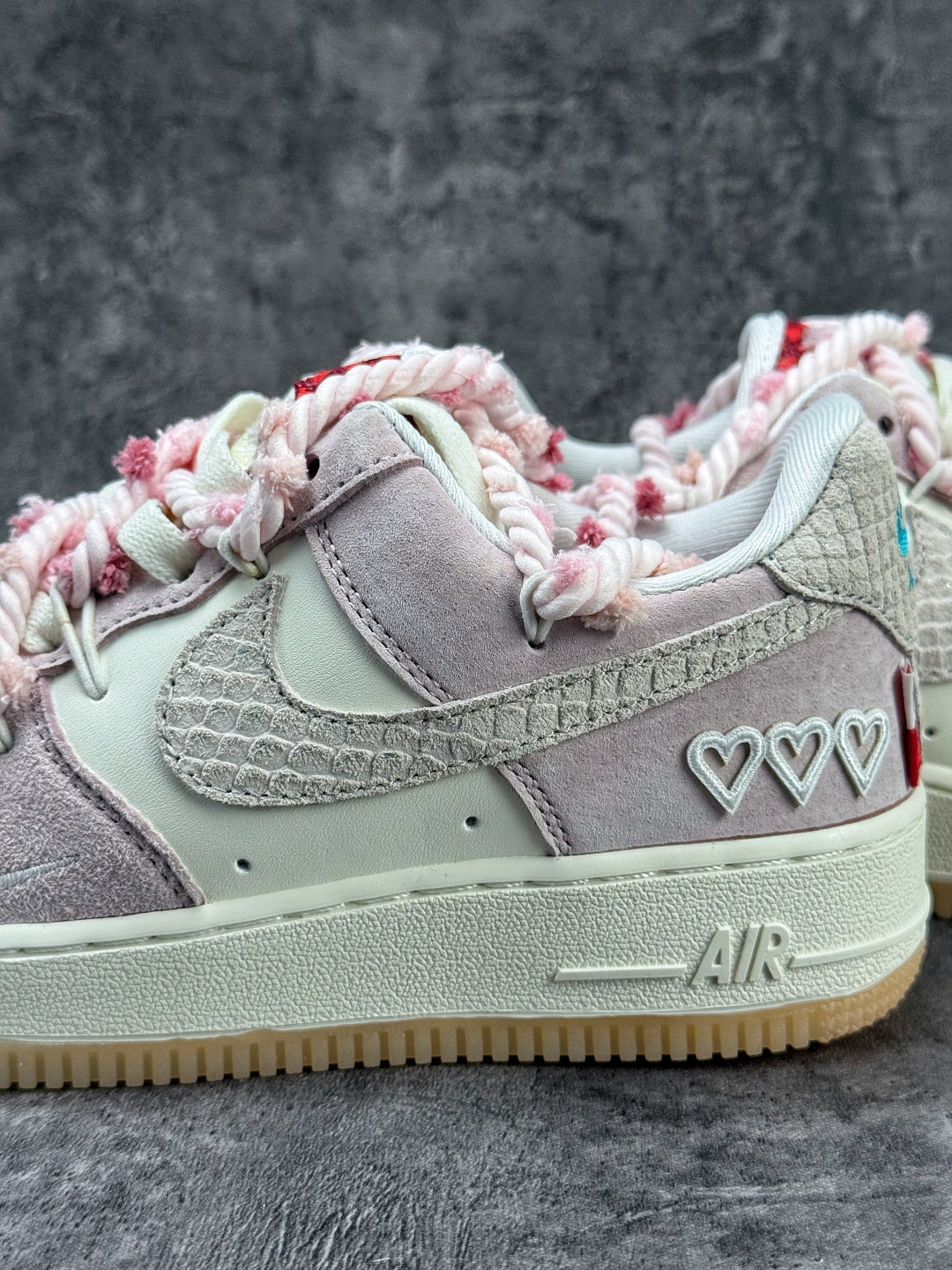 Nike Air Force 1 Low 07 粉白小勾 FA5066-111 Nike Air Force 1 Low 07 粉白小勾 FA5066-111