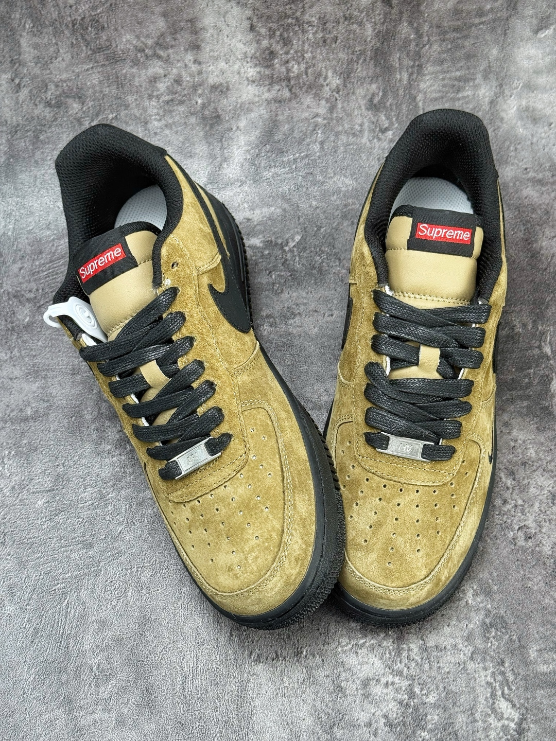 Nike Air Force 1 Low 07 x Superme 棕黑小勾 DV5477-201