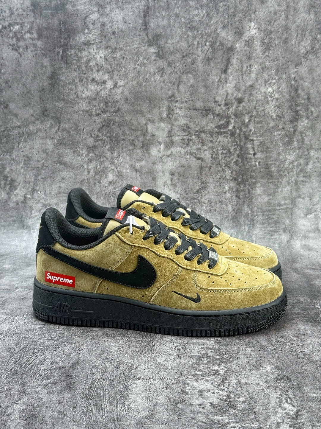 Nike Air Force 1 Low 07 x Superme 棕黑小勾 DV5477-201