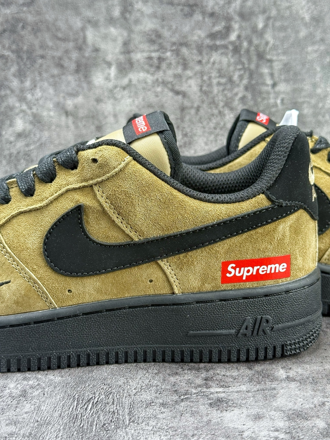 Nike Air Force 1 Low 07 x Superme 棕黑小勾 DV5477-201