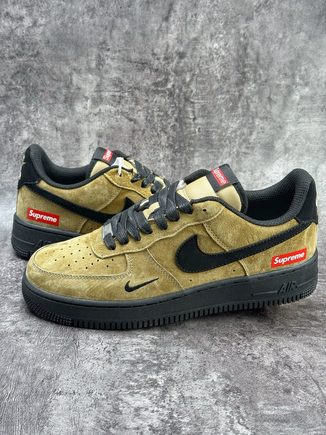 Nike Air Force 1 Low 07 x Superme 棕黑小勾 DV5477-201