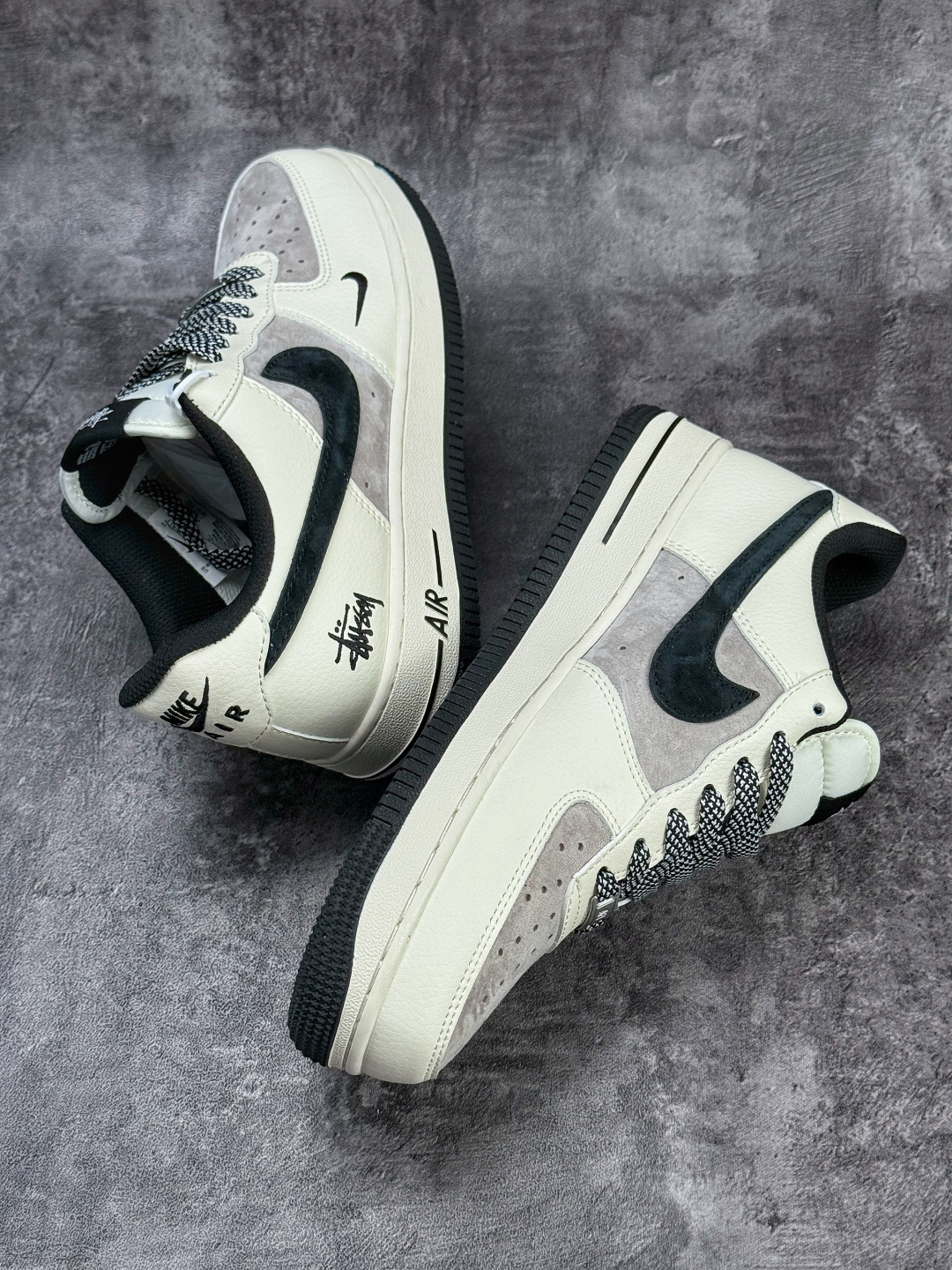 210 Nike Air Force 1 Low 07 x Stussy 白灰黑小勾满天星 XD9314-617-Chinese UA Cheap High Quatity Brand Clothes Bags handbags Sneakers wholesale wholesaler seller from China Factory suppliers Fashion Clothing Shoes best Quality Beautiful Price 210 Nike Air Force 1 Low 07 x Stussy 白灰黑小勾满天星 XD9314-617