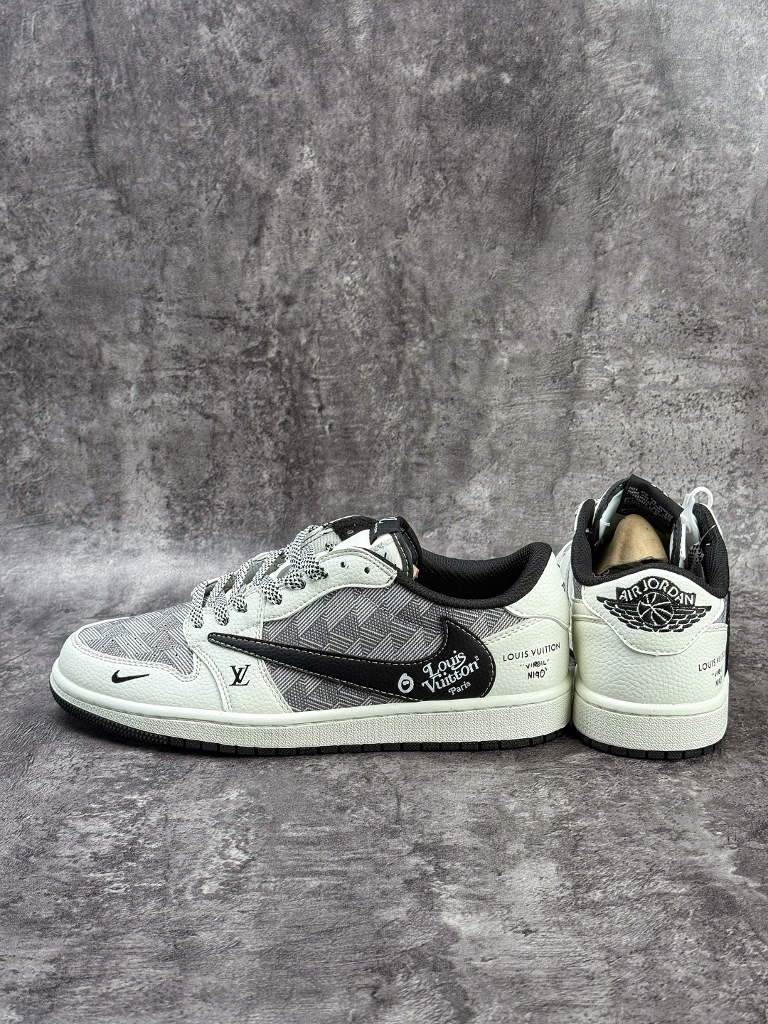 Travis Scott x Nike Air Jordan 1 Low x Louis Vuitton Air Jordan 1 Low 反转白黑小勾满天星倒钩 纯原版本 DZ2688-013 Travis Scott x Nike Air Jordan 1 Low x Louis Vuitton Air Jordan 1 Low 反转白黑小勾满天星倒钩 纯原版本 DZ2688-013