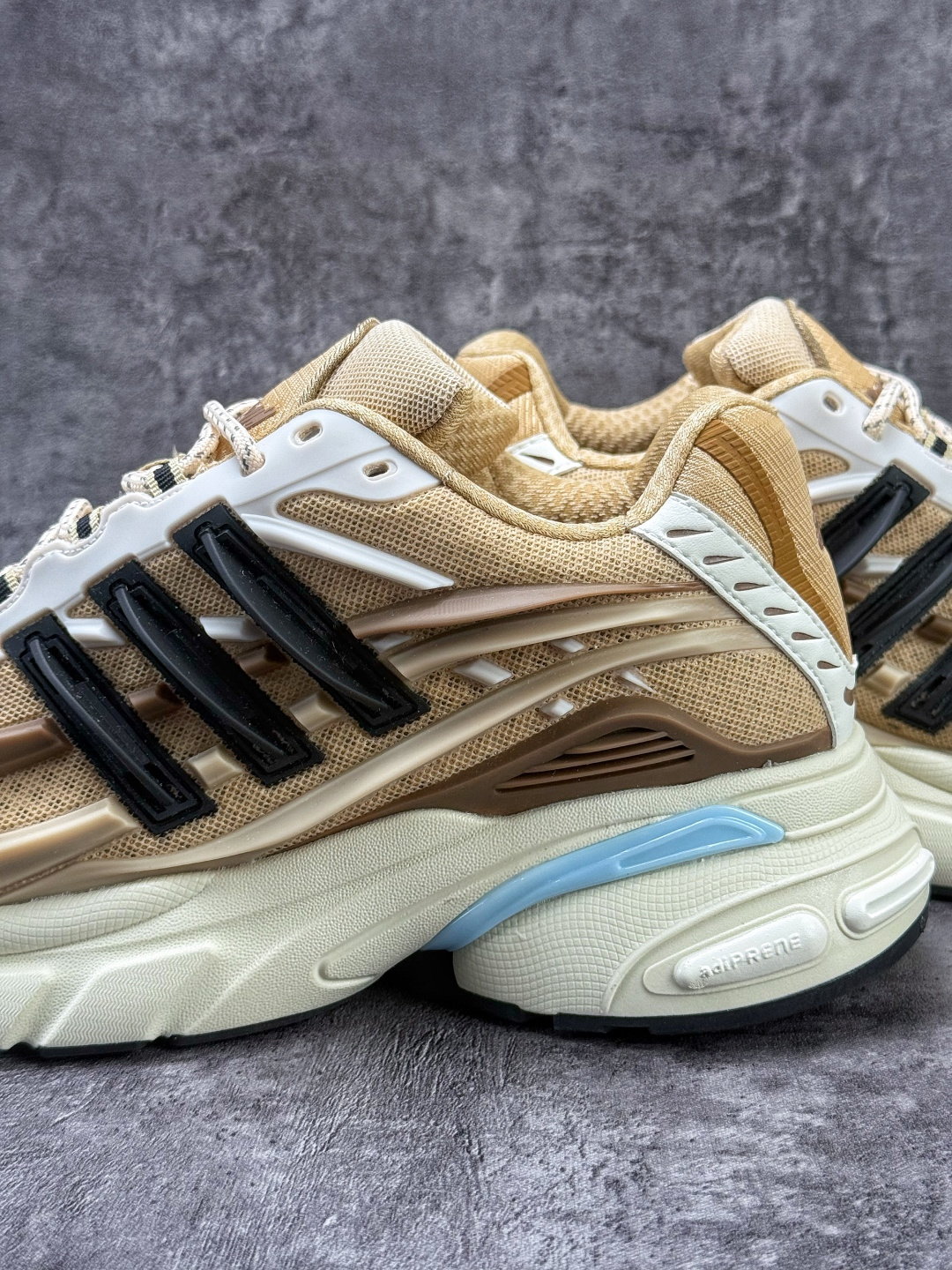 Pharrell x AD Originals Adistar Jellyfish Williams Focus 米棕黑 复古休闲运动老爹水母鞋 JP9277 Pharrell x AD Originals Adistar Jellyfish Williams Focus 米棕黑 复古休闲运动老爹水母鞋 JP9277