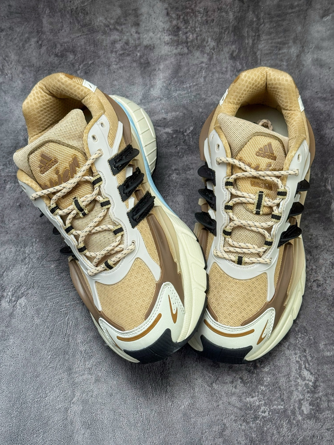 Pharrell x AD Originals Adistar Jellyfish Williams Focus 米棕黑 复古休闲运动老爹水母鞋 JP9277 Pharrell x AD Originals Adistar Jellyfish Williams Focus 米棕黑 复古休闲运动老爹水母鞋 JP9277