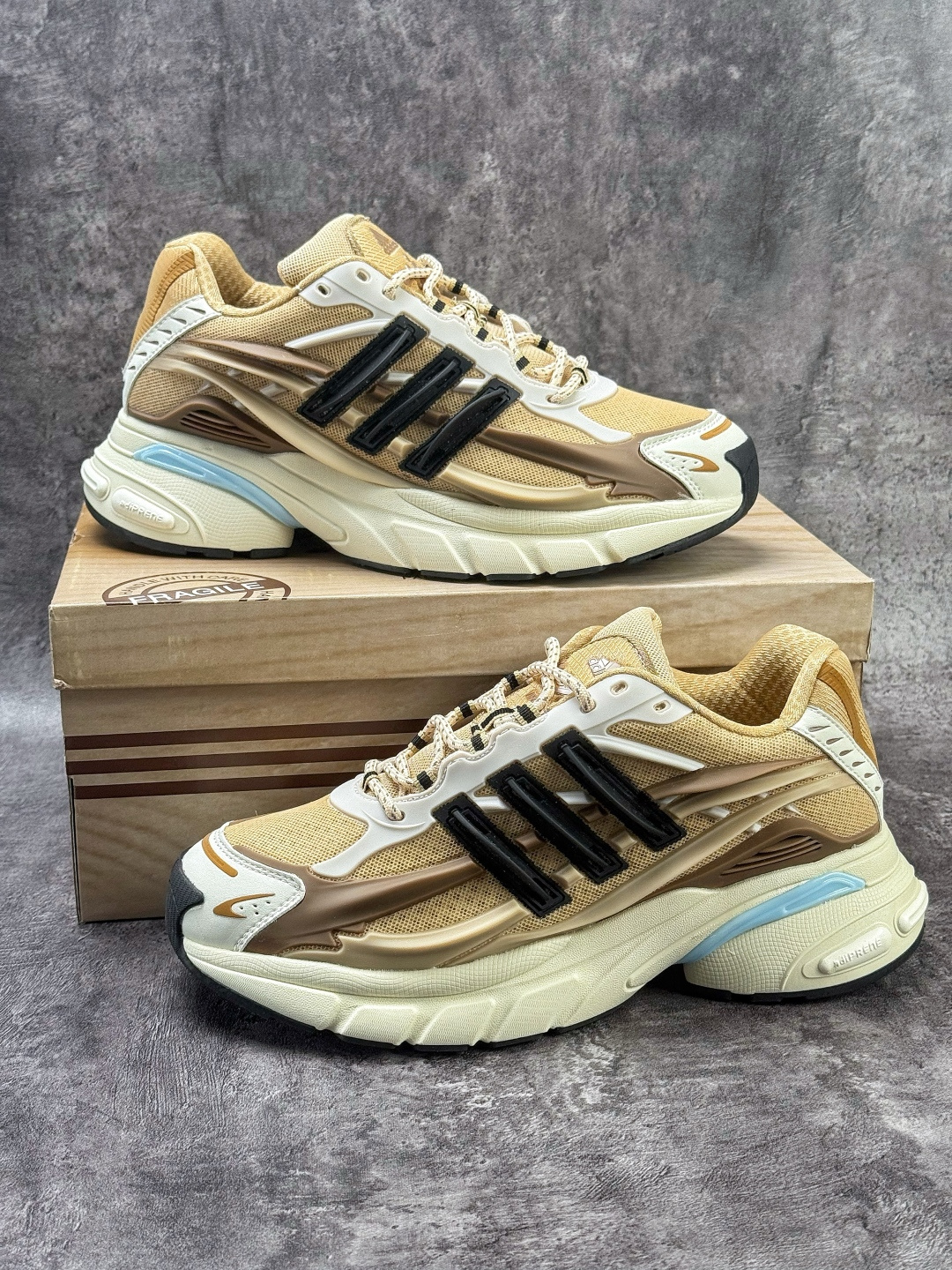 Pharrell x AD Originals Adistar Jellyfish Williams Focus 米棕黑 复古休闲运动老爹水母鞋 JP9277 Pharrell x AD Originals Adistar Jellyfish Williams Focus 米棕黑 复古休闲运动老爹水母鞋 JP9277