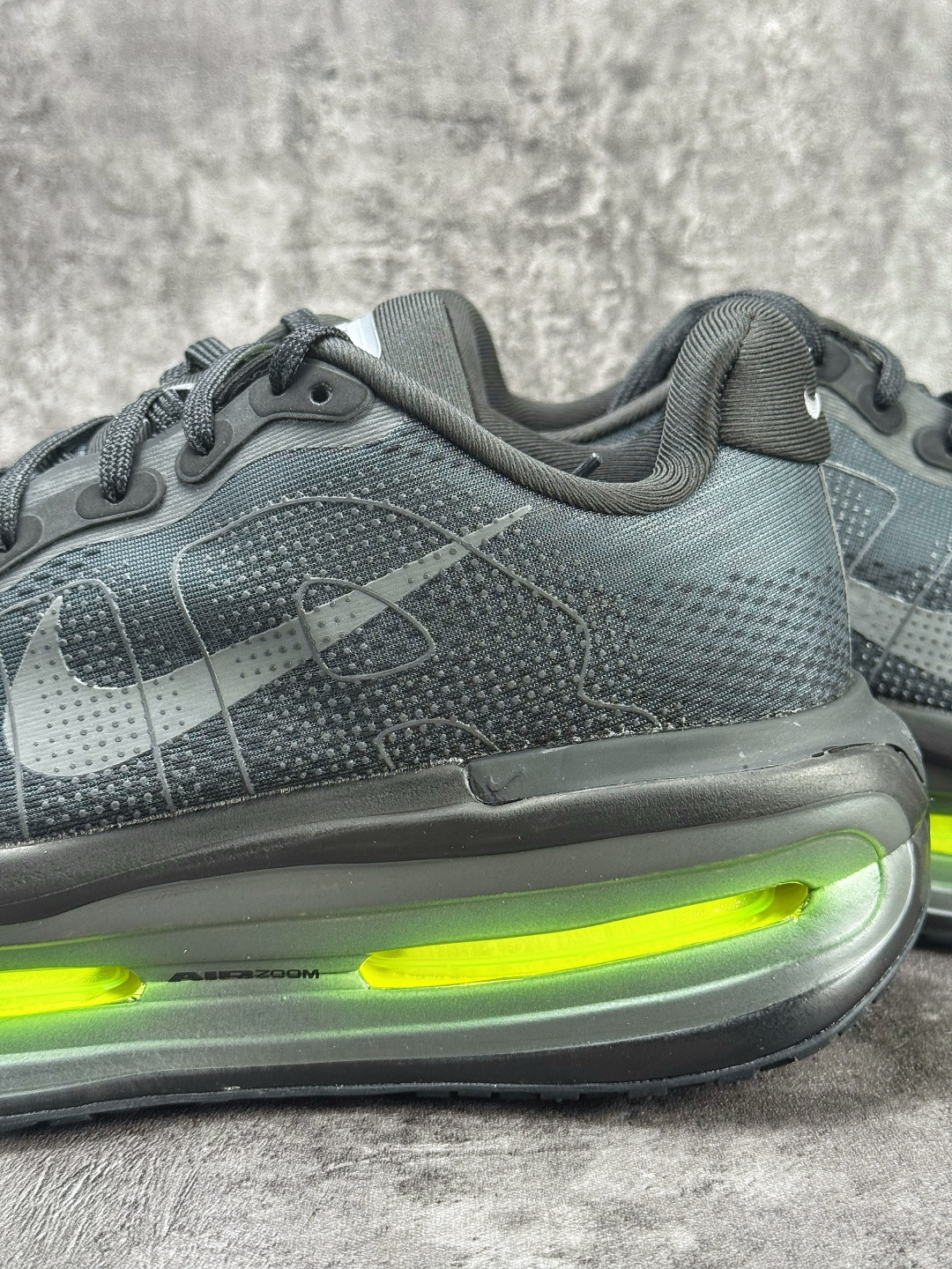 NIKE ZOOM PREMIUM 运动休闲跑鞋 耐克双层厚底 HQ2050-001 NIKE ZOOM PREMIUM 运动休闲跑鞋 耐克双层厚底 HQ2050-001