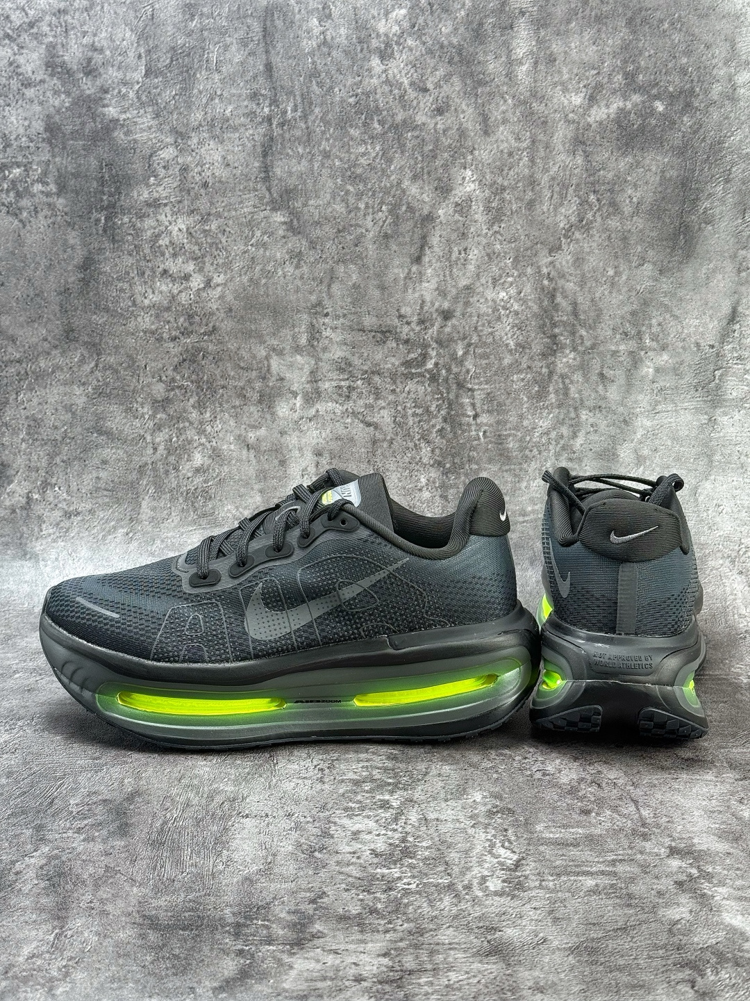 NIKE ZOOM PREMIUM 运动休闲跑鞋 耐克双层厚底 HQ2050-001 NIKE ZOOM PREMIUM 运动休闲跑鞋 耐克双层厚底 HQ2050-001
