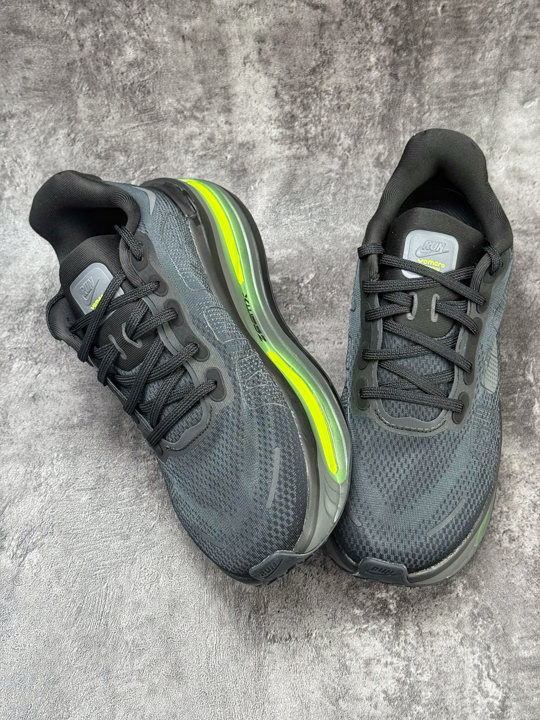 NIKE ZOOM PREMIUM 运动休闲跑鞋 耐克双层厚底 HQ2050-001 NIKE ZOOM PREMIUM 运动休闲跑鞋 耐克双层厚底 HQ2050-001