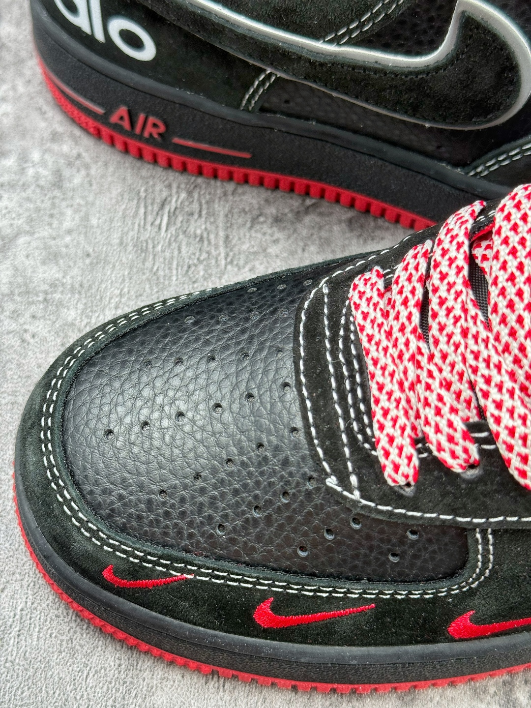 220 Nike Air Force 1 Low 07 x ALO 黑红三小勾满天星 SS1979-009-Chinese UA Cheap High Quatity Brand Clothes Bags handbags Sneakers wholesale wholesaler seller from China Factory suppliers Fashion Clothing Shoes best Quality Beautiful Price 220 Nike Air Force 1 Low 07 x ALO 黑红三小勾满天星 SS1979-009